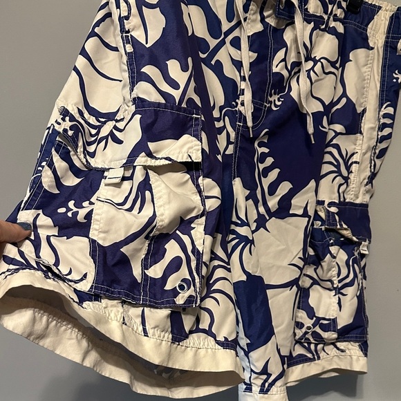 Arizona Jean Company Blue and White Floral Swim Trunks - Picture 5 of 7